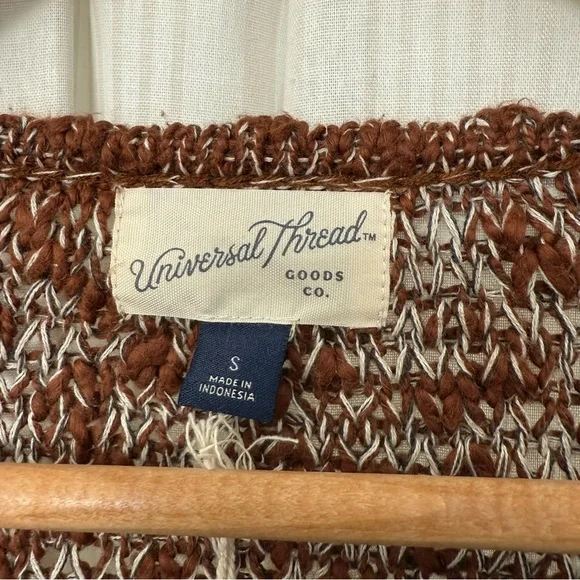 NWT🎉 Universal Thread Brown & White Knit V-Neck Weave Oversized Sweater - Picture 3 of 7